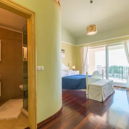San Lorenzo Konukevi 4*