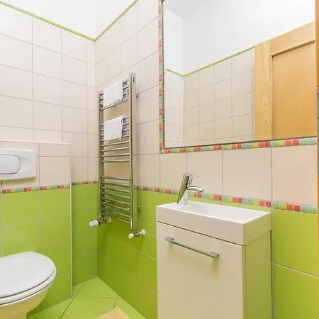 San Lorenzo Konukevi 4*