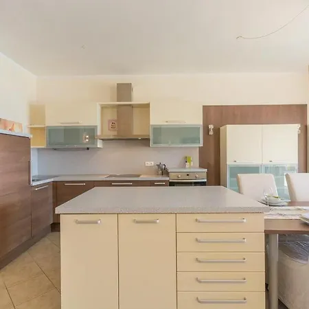 San Lorenzo 4* Lovrečica
